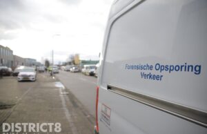 Automobilist vlucht na botsing met taxi, hoogzwangere vrouw gewond Zilverstraat Den Haag