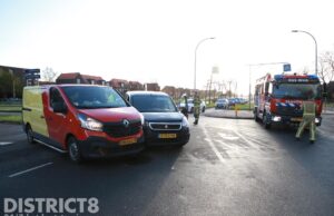Lichtgewonden bij aanrijding op kruising Ypenburgse Boslaan Den Haag