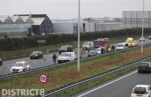 Flinke vertraging na kopstaart aanrijding met vier voertuigen A4 Den Hoorn