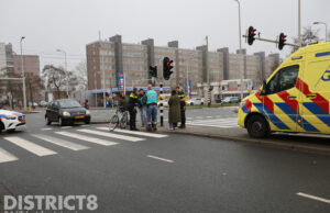 Fietser gewond bij aanrijding op kruispunt Erasmusweg Den Haag