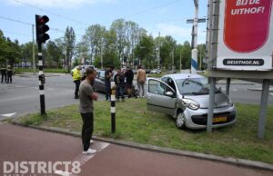Gewonde en flinke schade bij aanrijding Lozerlaan Den Haag