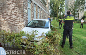 Bestuurder gooit drugs uit raam tijdens wilde achtervolging Marterrade Den Haag