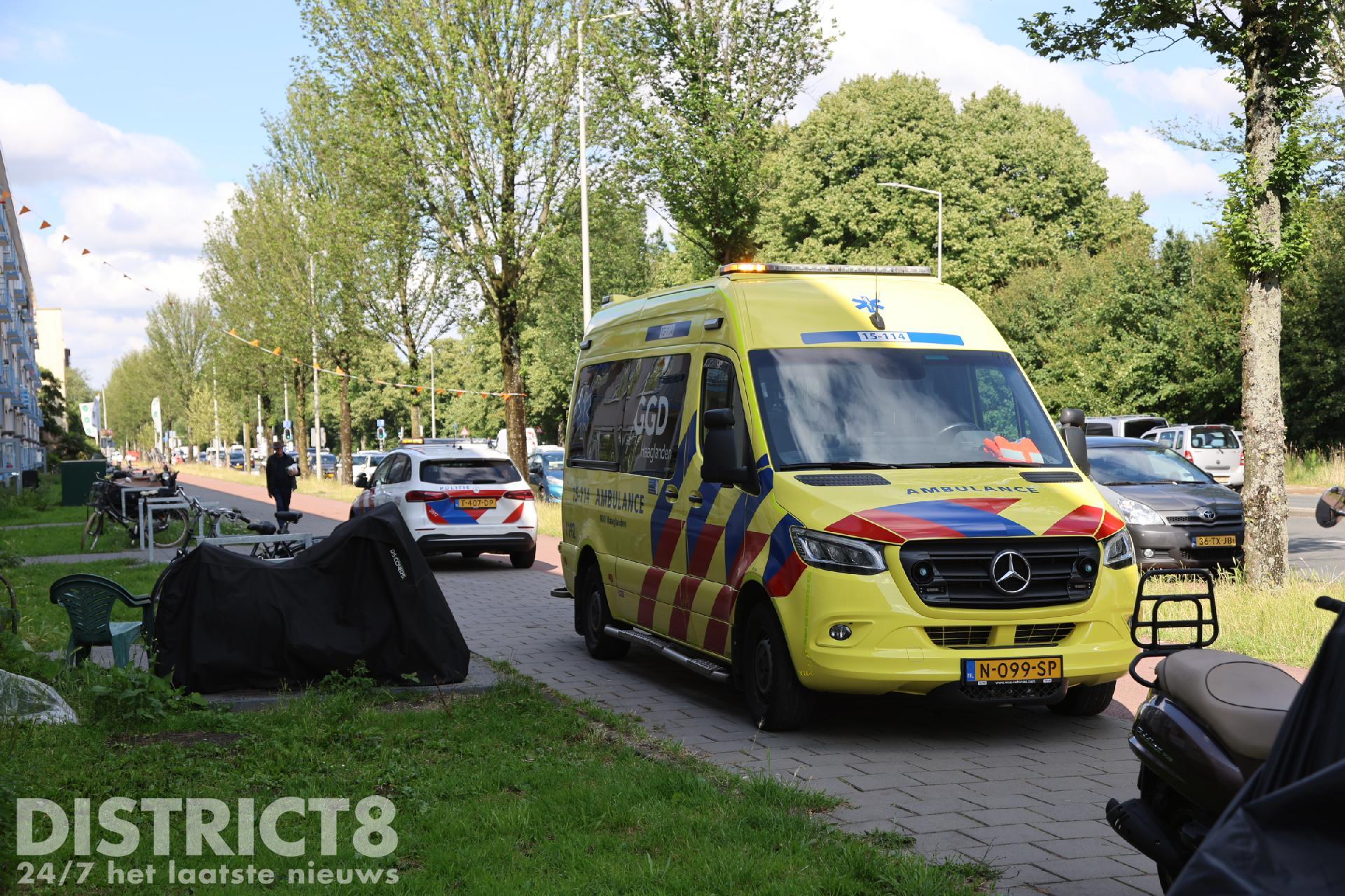 Overledene thuis aangetroffen;  Politie onderzoekt Erasmusweg Den Haag