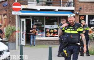 Slachtoffer zwaargewond na steekpartij op straat Anna Bijnslaan Den Haag