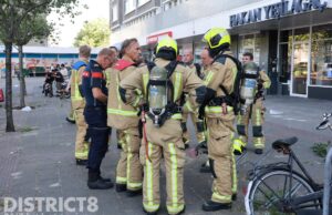 Brand in portiekwoning; brandweer schaalt op naar middelbrand Beresteinlaan Den Haag