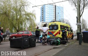 Scooterbestuurder gewond na botsing met automobilist Dedemsvaartweg Den Haag