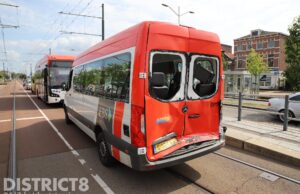 Tram komt in botsing met lijnbus Phoenixstraat Delft