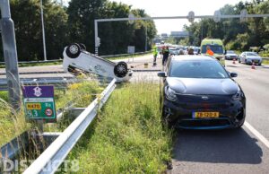 Opnieuw flink ongeval tussen twee voertuigen Kruithuisplein N470 Delft