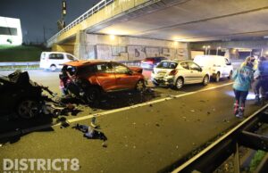 Flinke schade en vier gewonden bij aanrijding A4 Rijswijk