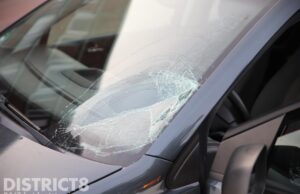 Fietsster gewond na aanrijding met auto Schenkkade Den Haag