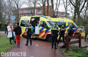 Steekpartij onder jongeren; drie jongeren gewond Lange Houtwegpad Den Haag