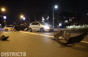 Forse schade na aanrijding personenauto’s Molenlaan Honselersdijk