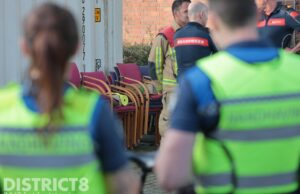 Handhavers treffen meerdere lachgasflessen en vat aan; brandweer doet onderzoek Hoogveen Den Haag