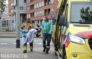 Zes kinderen met spoed naar het ziekenhuis na onwelwording Goudriaankade Den Haag