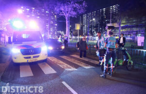 Automobilist botst op scooter Martinus Nijhofflaan Delft