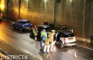 Flinke schade na kop-staart botsing in tunnelbak Europaweg in Zoetermeer