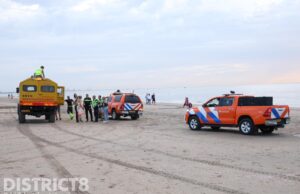 Grote zoekactie naar vermiste zwemmer Strand Monster