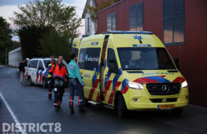 Gewonde bij steekpartij in woning Oosterlijk Slag Maasdijk