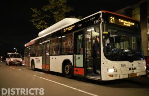Passagier van stadsbus gewond bij aanrijding Leyweg Den Haag
