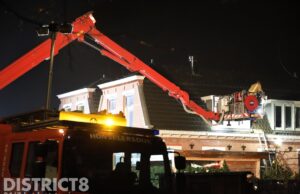 Brandweer rukt uit voor brand in plafond Zuideinde Naaldwijk