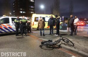 Automobilist rijdt door na ongeval met fietser Kristalweg Delft