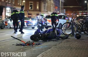 Twee gewonden na ongeval tussen scooter en busje Paul Krugerlaan Den Haag