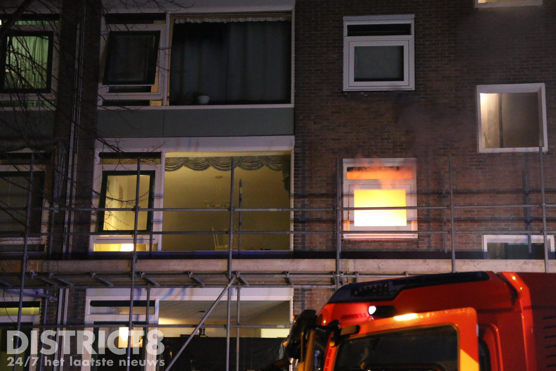 Meerdere gewonden bij felle brand in woning Hugo de Grootstraat Delft
