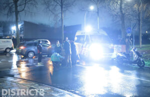 Ongeval tussen maaltijdbezorger en auto Rijswijkse Waterweg Den Haag