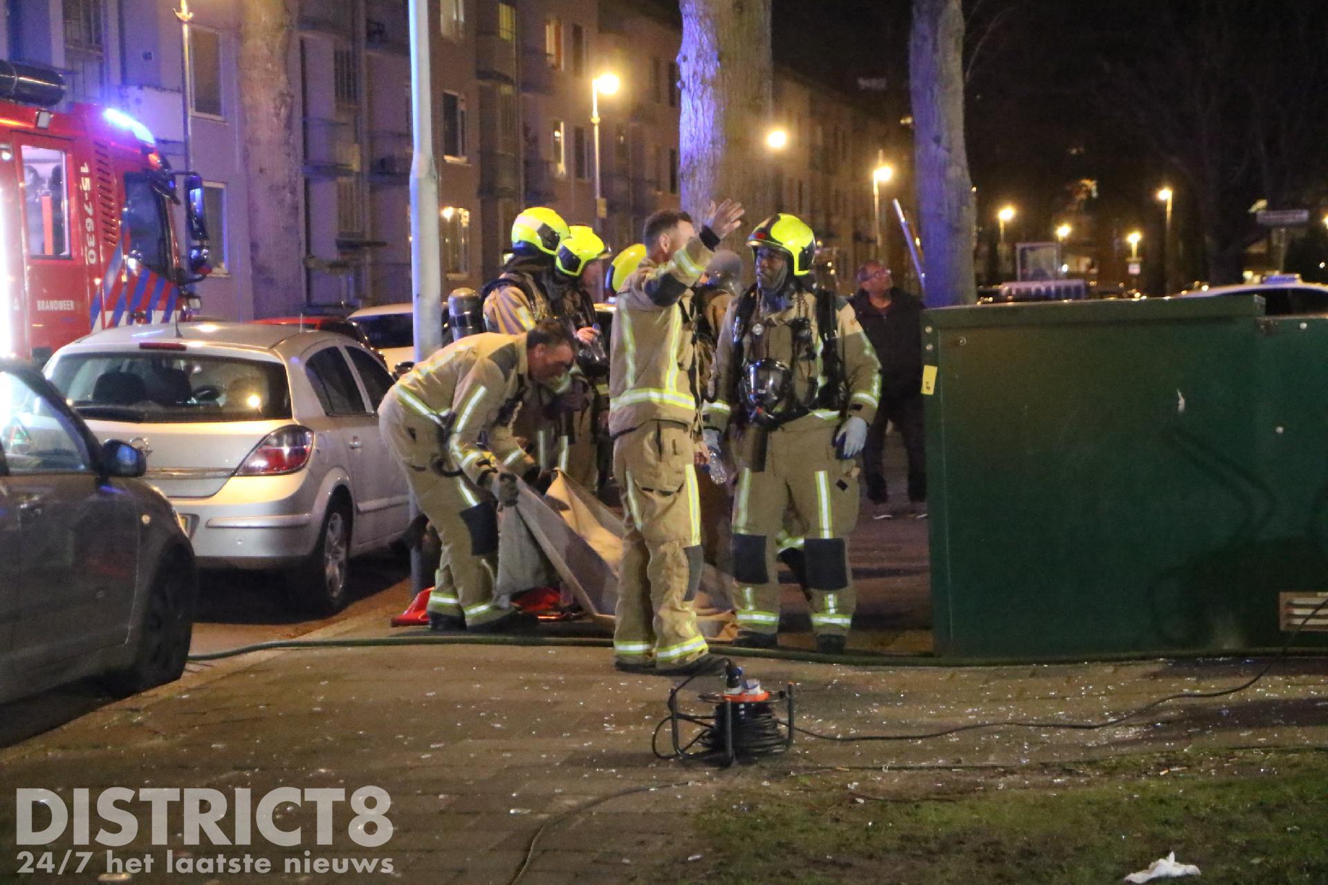 Brandweer Schaalt Op Bij Felle Brand In Woning Pieter Langendijkstraat