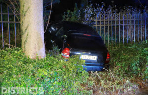 Automobilist raakt onwel en belandt op begraafplaats Molenweg Monster