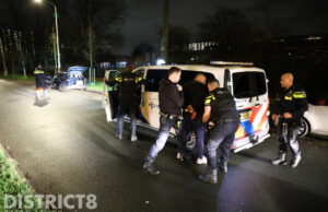 Flinke politiemacht houdt automobilist aan na ANPR-hit Buitenhofdreef Delft