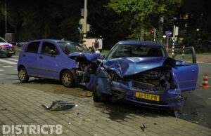 Flinke schade en meerdere gewonden na aanrijding Erasmusweg Den Haag