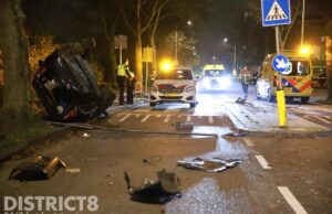 Bizarre dollemansrit eindigt in crash tegen boom Guntersteinweg Den Haag