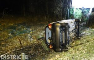 Bestuurder spoorloos na éénzijdig ongeval Oostgaag Maasland