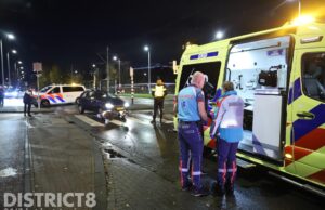 Bestuurder van snorscooter gewond na aanrijding Fruitweg Den Haag
