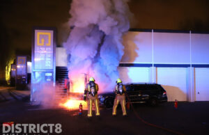 Gewonde bij felle uitslaande brand in opslagbox Spoorlaan Den Haag