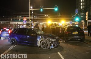 Flinke schade bij kop- staartbotsing Vaillantlaan Den Haag
