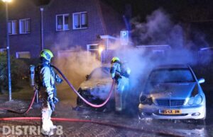 Eigenaresse ziet opnieuw haar auto in vlammen op gaan Willem Marisstraat Rijswijk