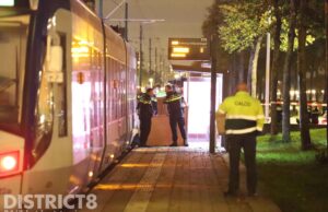 Man (39) overleden nadat hij voor de tram werd geduwd, drie tieners aangehouden Rijswijkse Landingslaan Den Haag