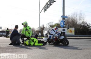 Motoragent komt ten val tijdens spoedrit Wippolderlaan Wateringen