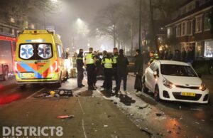 Weg bezaaid met brokstukken na ongeval Lindelaan Rijswijk