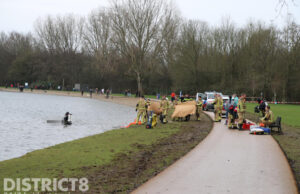 Stoffelijk overschot uit water gehaald door brandweerduikers Strandpad Delft