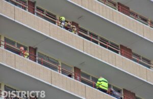 Brandweer rukt uit voor brand in badkamer Hendrik Tollensstraat Delft
