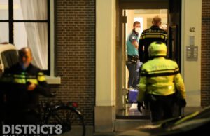 Zwaargewonde bij steekpartij in woning Koornmarkt Delft