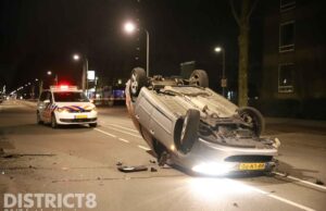 15-jarige jongen crasht met auto tijdens achtervolging Hengelolaan Den Haag