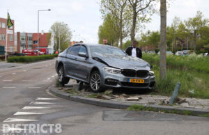 Flinke schade bij éénzijdig ongeval Oude Middenweg Den Haag