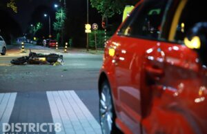 Motorrijder raakt gewond na botsing met automobilist Karel Doormanlaan in Zoetermeer