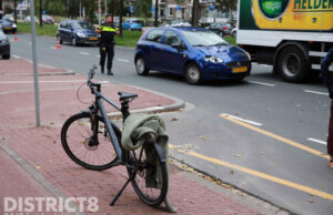 Fietser gewond na aanrijding met auto Kijkduinsestraat Den Haag