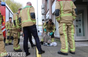 Man gewond aan been nadat hij vloeistof over zich heen krijgt Galjoenkade Zoetermeer