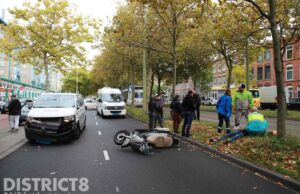 Twee gewonden na kop-staart aanrijding met motorscooter Loosduinseweg Den Haag